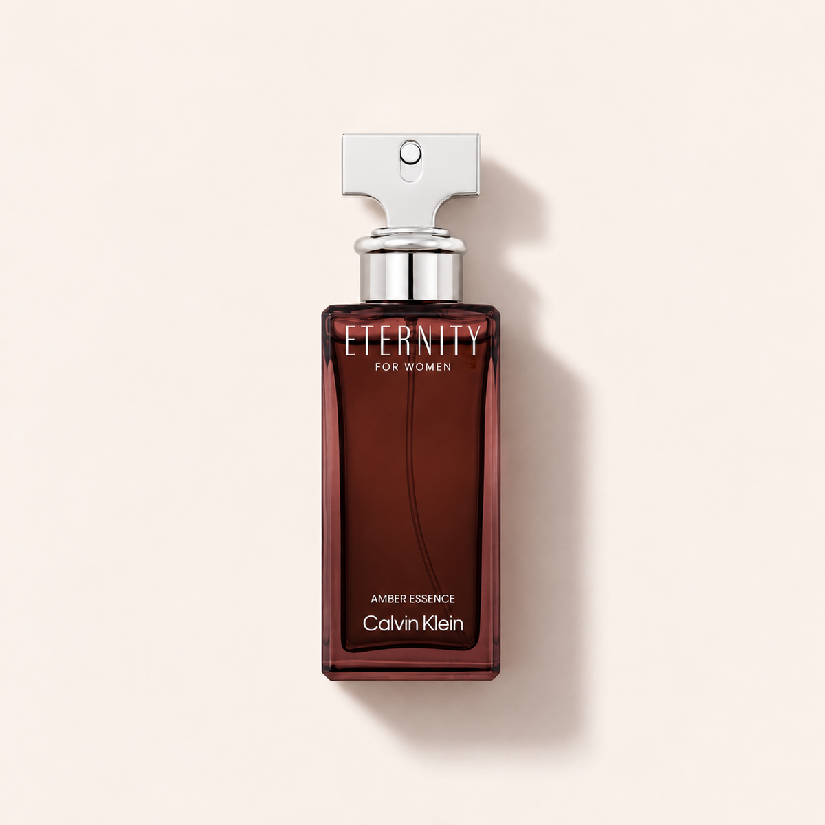 Flakon Calvin Klein Eternity Amber Essence 50 ml na světlém pozadí – MrRizz