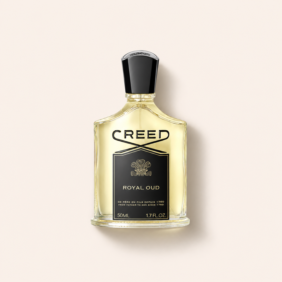 Creed Royal Oud EDP 50 ml na béžovém pozadí – MrRizz