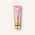 Victoria´s Secret Velvet Petals Shimmer 236 ml – tělové mléko – MrRizz